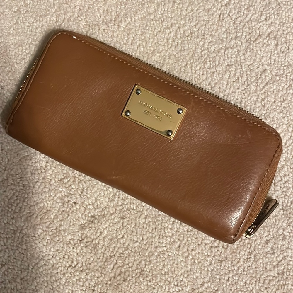 Michael Kors wallet